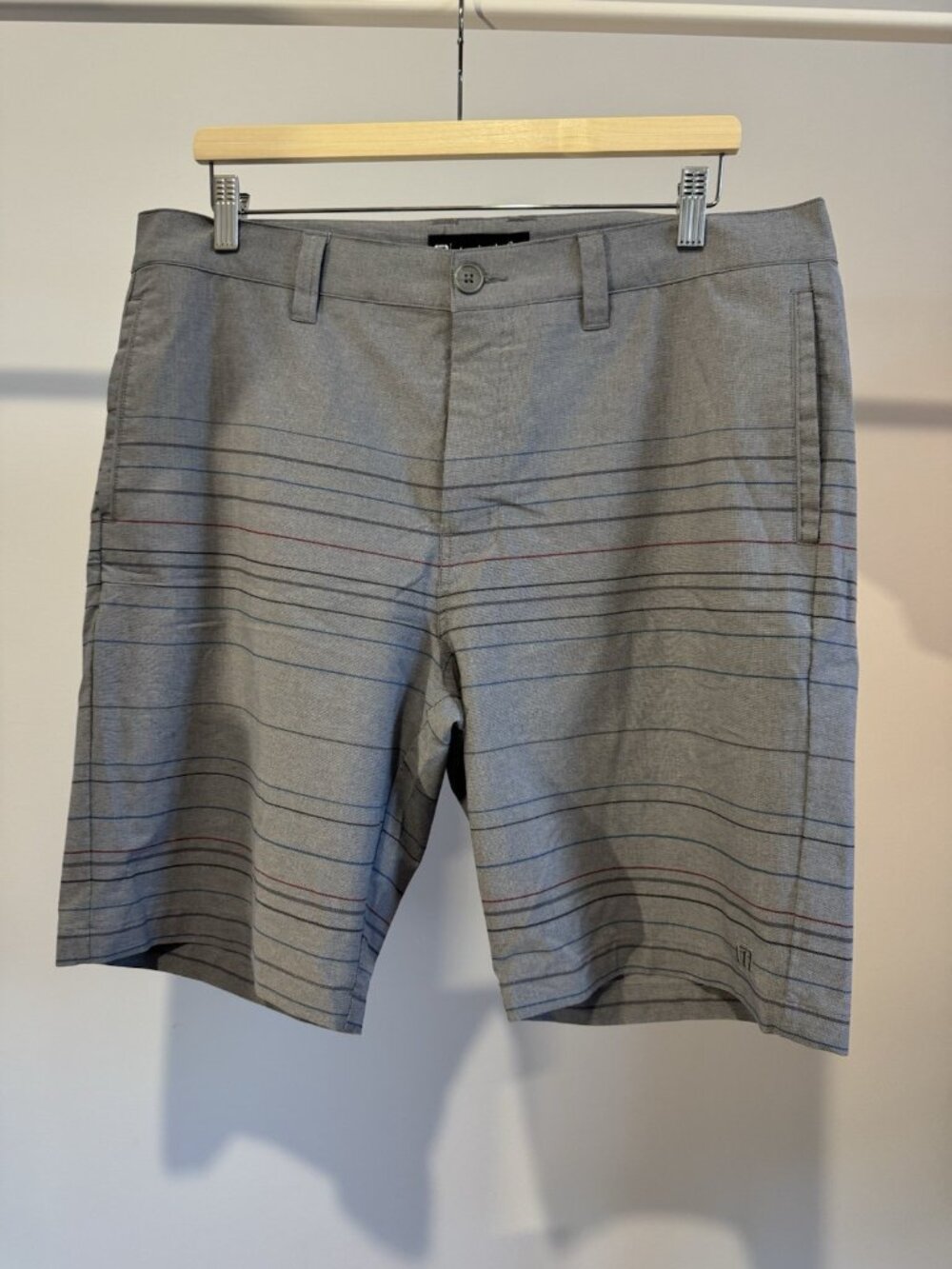 TravisMathew Golf Shorts Men's 36 Gray Stretch Performance